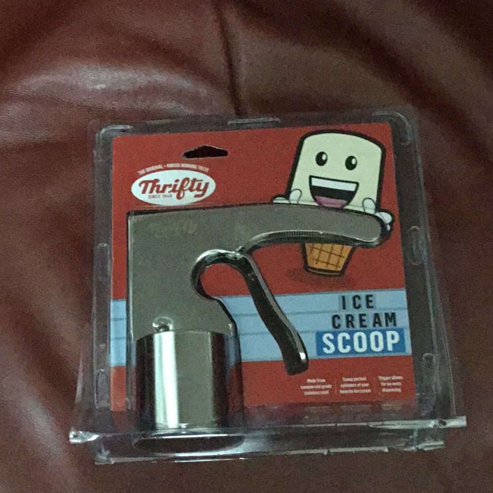 Thrifty Ice Cream Scoop NWT